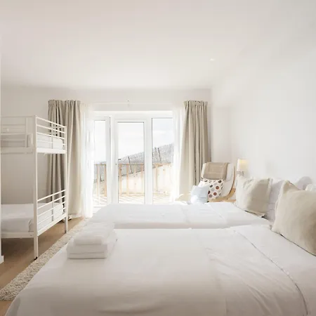 Blue Buddha & Pensión Ericeira