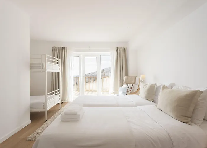 Blue Buddha & Pensión Ericeira