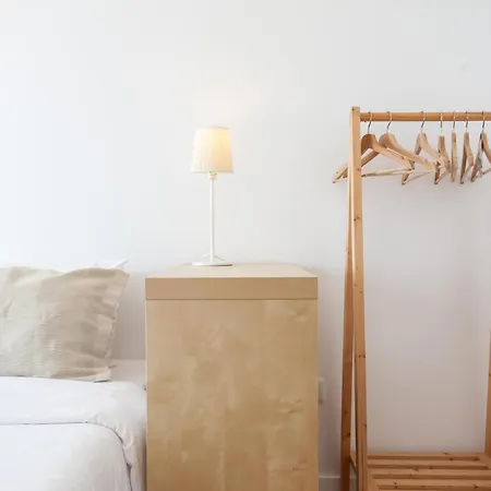 Blue Buddha & إيريسييرا