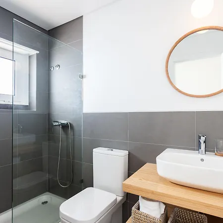 Blue Buddha & بيت ضيافة 2*